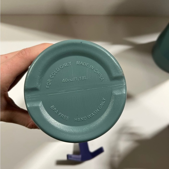 SET OF THREE 40oz Champion Game-Ready Chug Bottles (2) Green/Blue (1) Pink/red - Picture 4 of 8